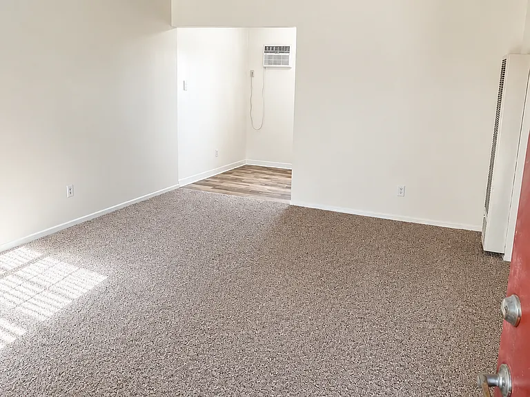 2125 North Ave #24 — Photo 3