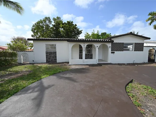 10000 SW 4th St, Sweetwater, FL 33174