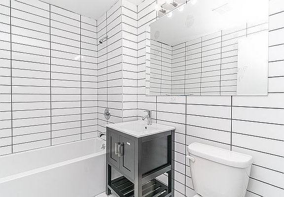 2nd image of 1470 Eastern Pkwy #7C