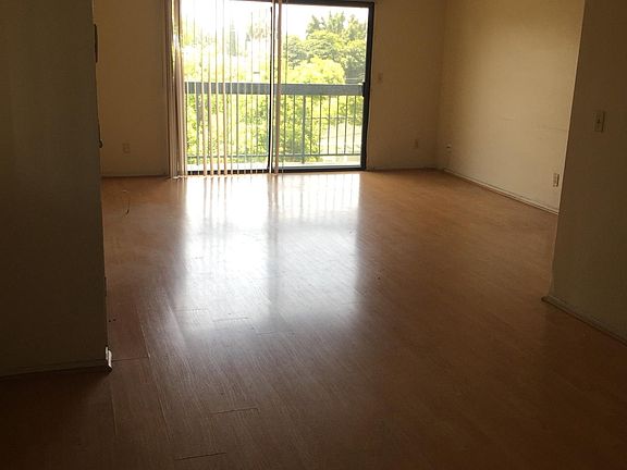 Living Room with 1st Balcony