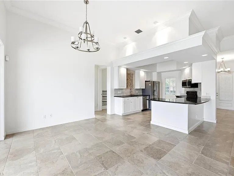 7681 Sicilia Ct — Photo 12