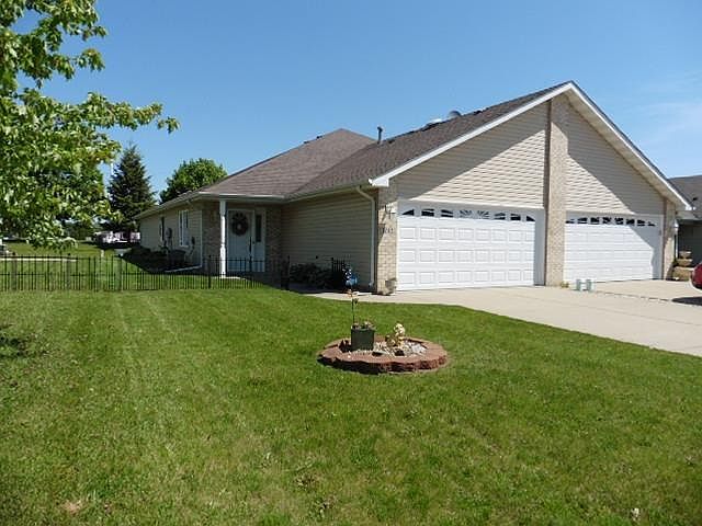 1st image of 1742 Aspen Dr