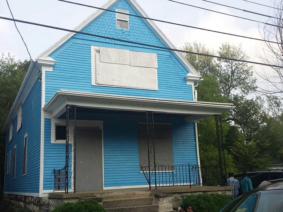 1st image of 565 Goodyear Ave