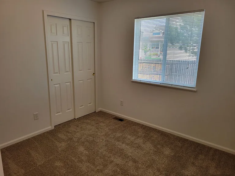 14392 Woodrock Path — Photo 7