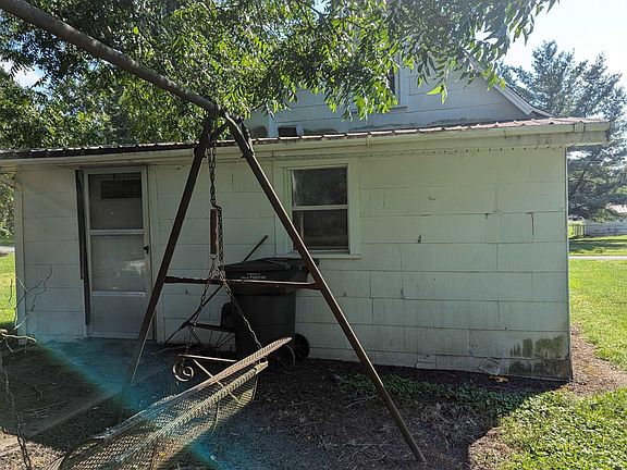 4th image of 1512 S 5th St