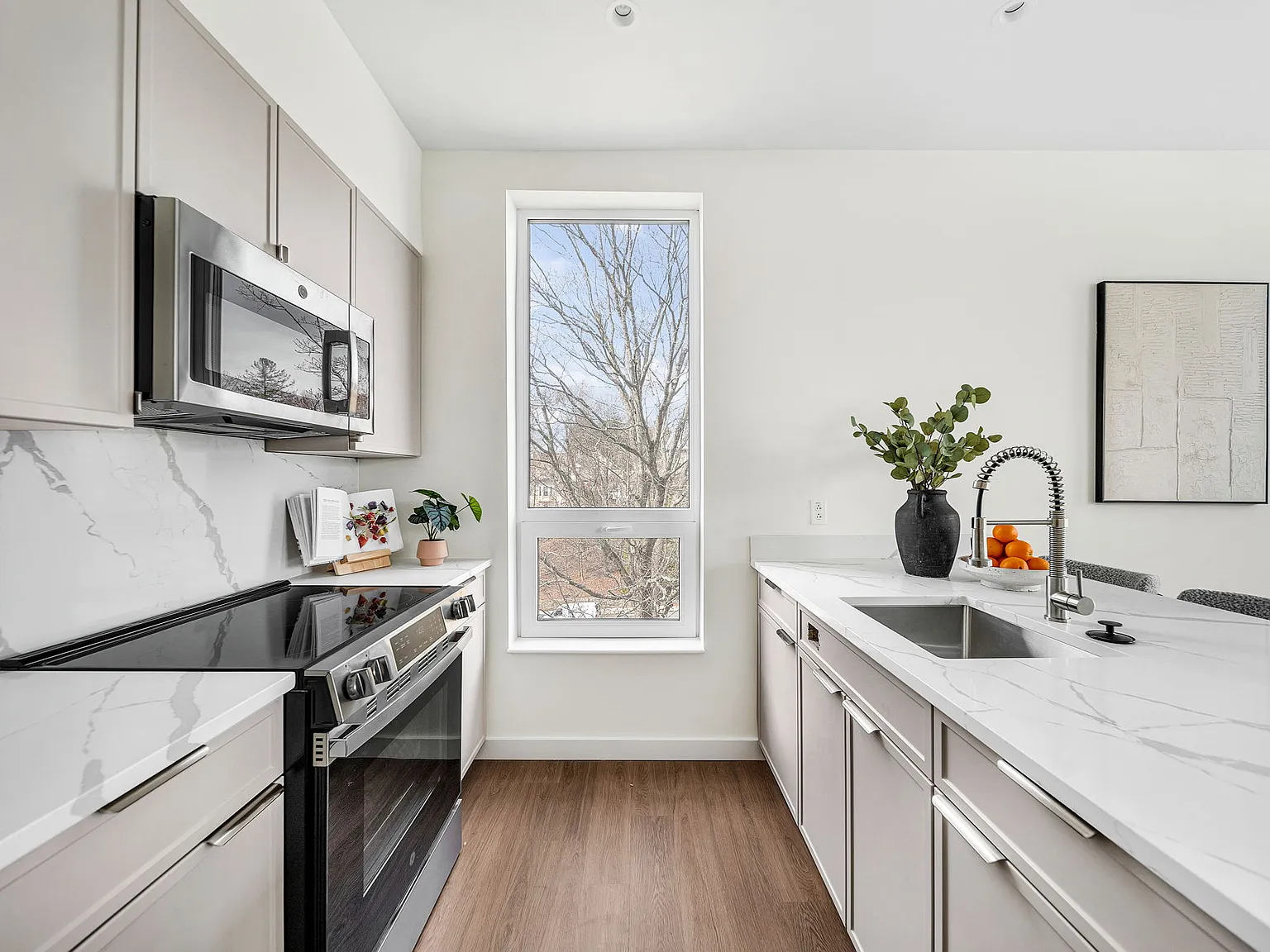 57 Main Street — Photo 4
