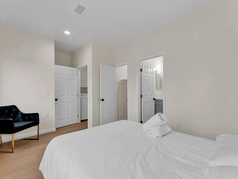 8869 Jade Coast Dr — Photo 25