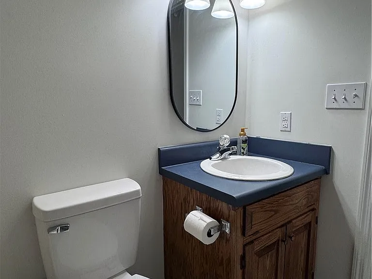 1535 Londonderry Pl — Photo 28