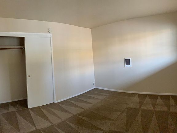 5th image of 535 Larkspur Plaza Dr #12