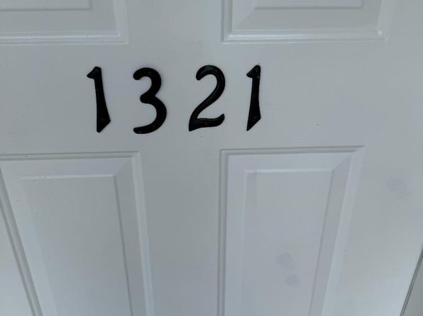 1321 Gilbert Dr