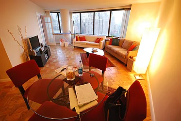 Rented by Luxury Habitat