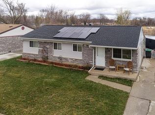 15345 Wendy St, Taylor, MI 48180