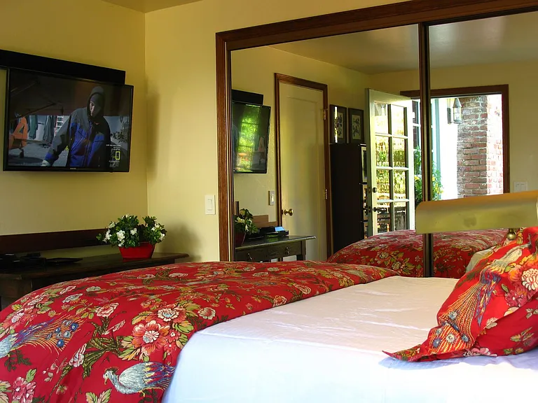 4th House Southwest 10th Camino Real — Photo 14