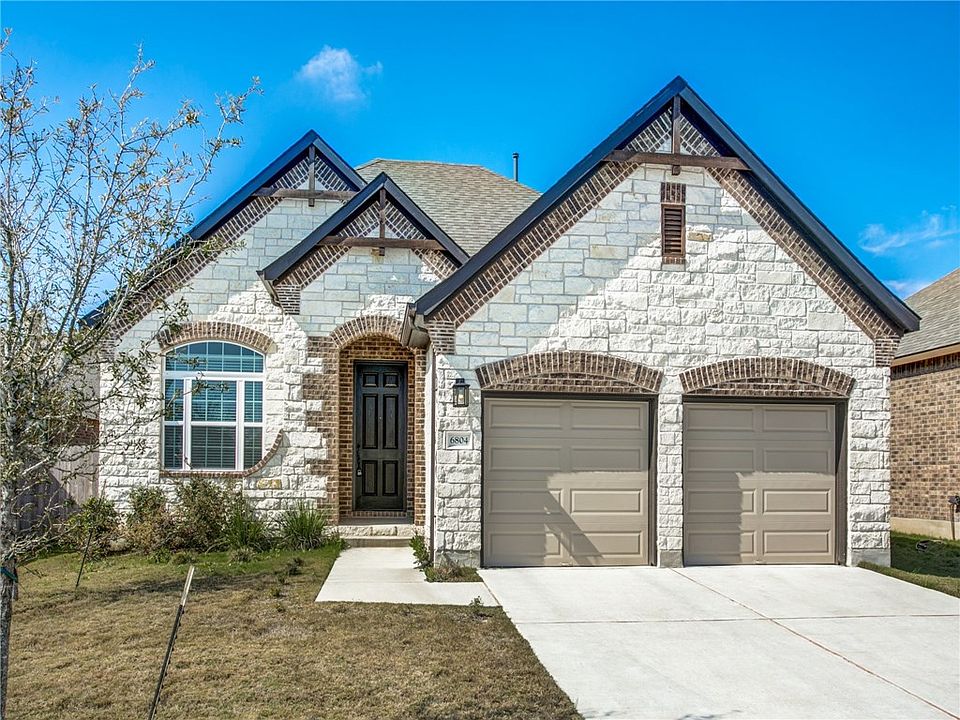 1st image of 6804 Leonardo Dr