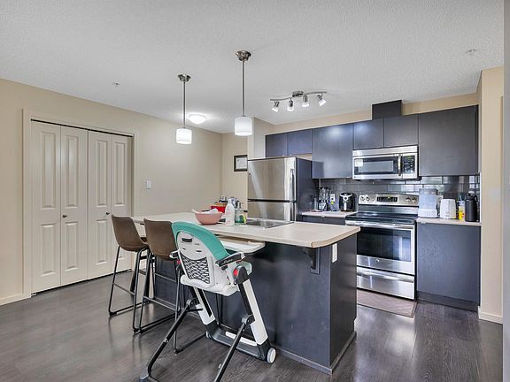 3rd image of 340 Windermere Rd NW #216