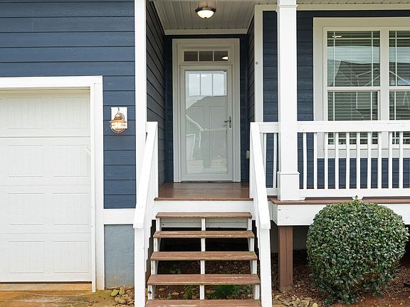 5th image of 126 Colonial Walk