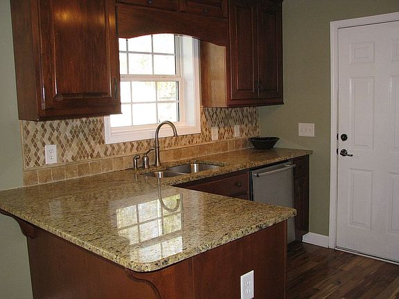 Kitchen with Dishwasher