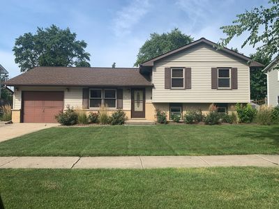 600 Macarthur Dr, Buffalo Grove, IL, 60089