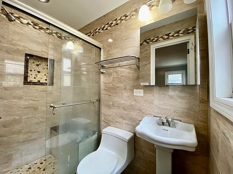 4218 Avenue I #TOP — Photo 13