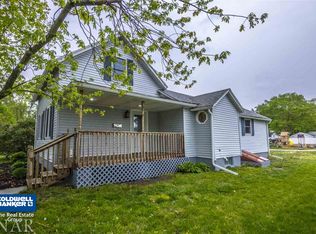 203 N Oak St, Lexington, IL 61753