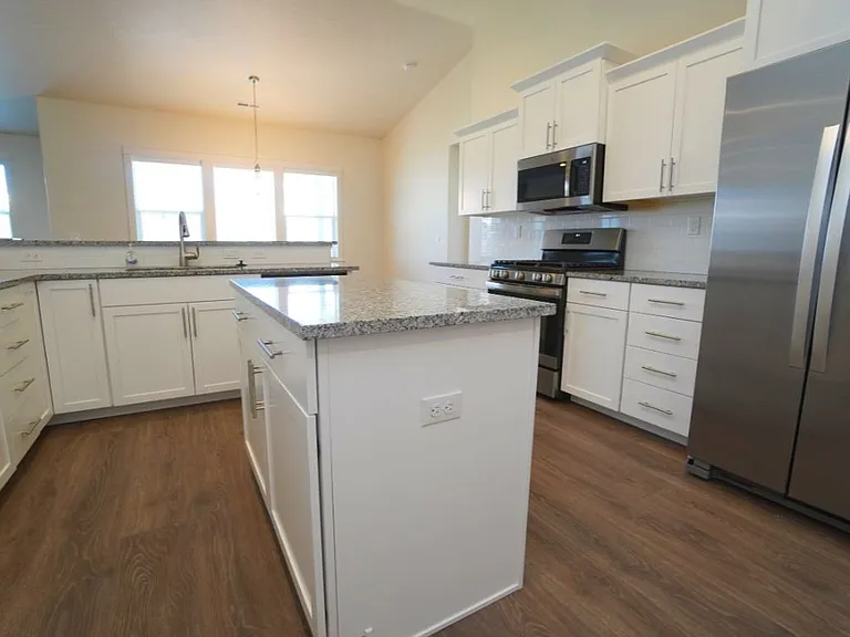 3551 N Tansy Pl — Photo 3