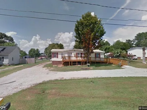 5700 Turner Dr, Kannapolis, NC 28081