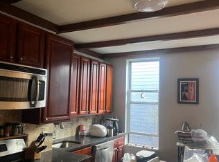 235 Nassau Ave APT 2L, Brooklyn, NY 11222