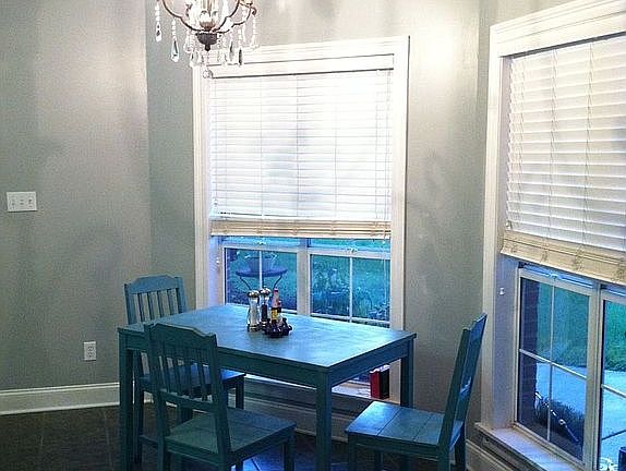 3rd image of 210 Greenwood Pl