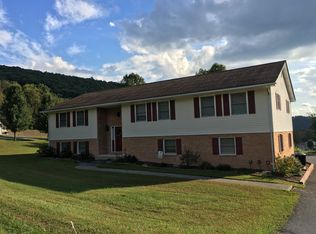 307 Dusty Rd, Covington, VA 24426