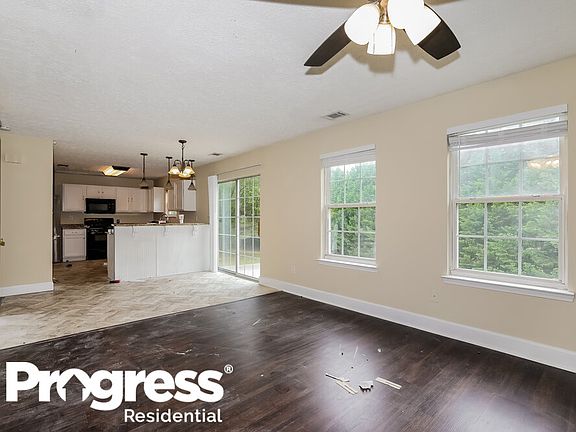 4th image of 601 Stonecrest Dr