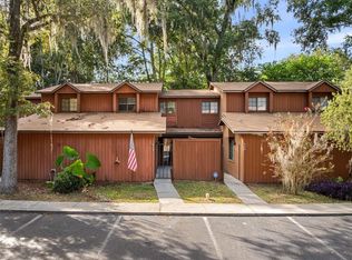 912 SW 57th Dr, Gainesville, FL 32607