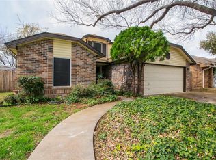 6701 Longleaf Ln, Fort Worth, TX 76137