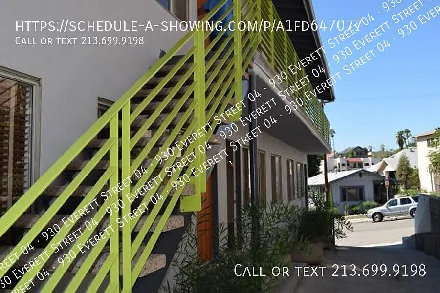 Building Photo - 930 Everett St #4