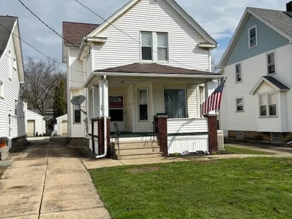 38 E Madison Ave, Niles, OH 44446