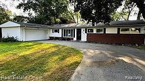 3 bed, 3.0 bath, 1975 sqft, $2,800 — Photo 3