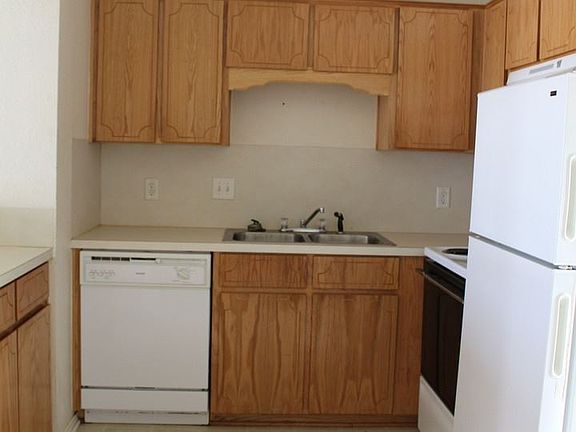 4th image of 4100 Nadine Dr APT C