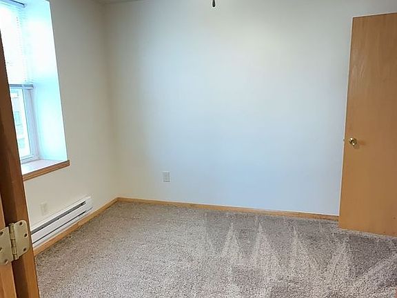 5th image of 224 N Broadway St #Br224x-4
