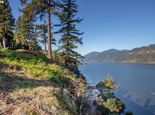 3838 Westcliff Dr, Hood River, OR 97031