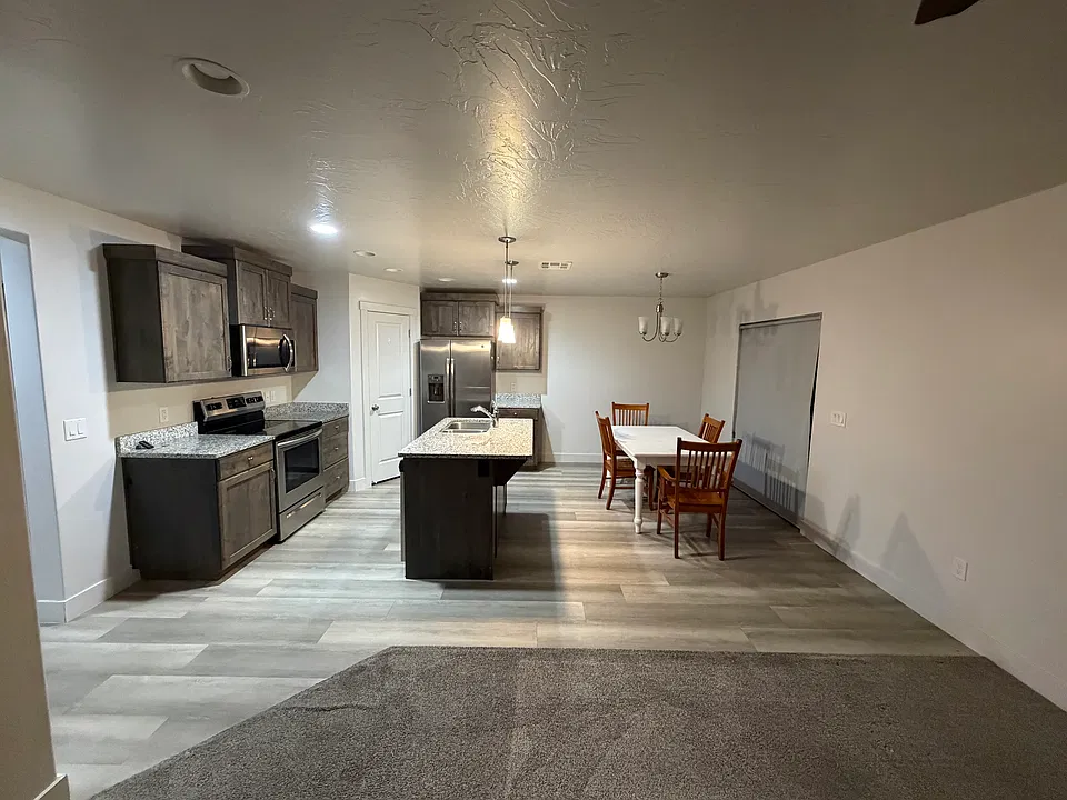 3117 S Relic Ridge Dr