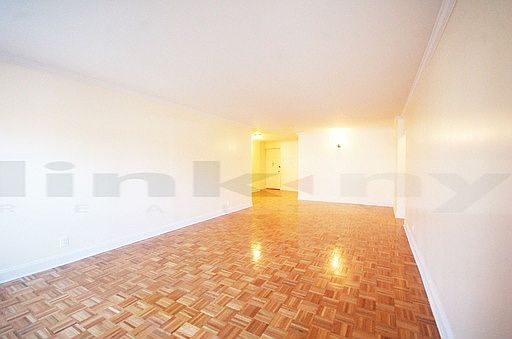 1st image of 30 Park Ave APT 3A