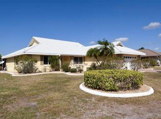 1719 Wolf Laurel Dr, Sun City Center, FL 33573