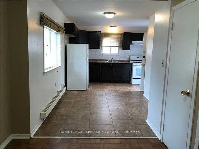 61 Cedar Dr #MAIN — Photo 4