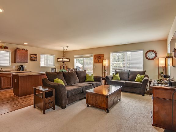 4th image of 8210 12th St SE