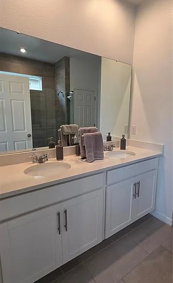 2062 Suwannee Banks St — Photo 10