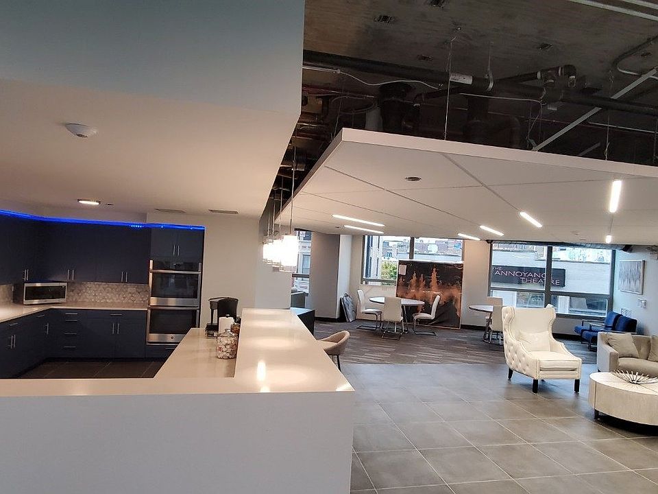 1st image of 3218 N Clark St #2515939