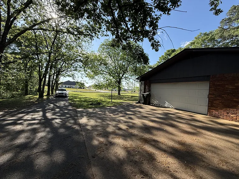 6079 Wall Triana Hwy — Photo 8