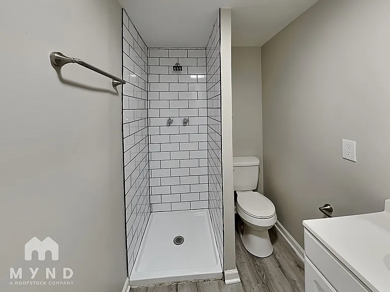 1026 Elaine Rd — Photo 16