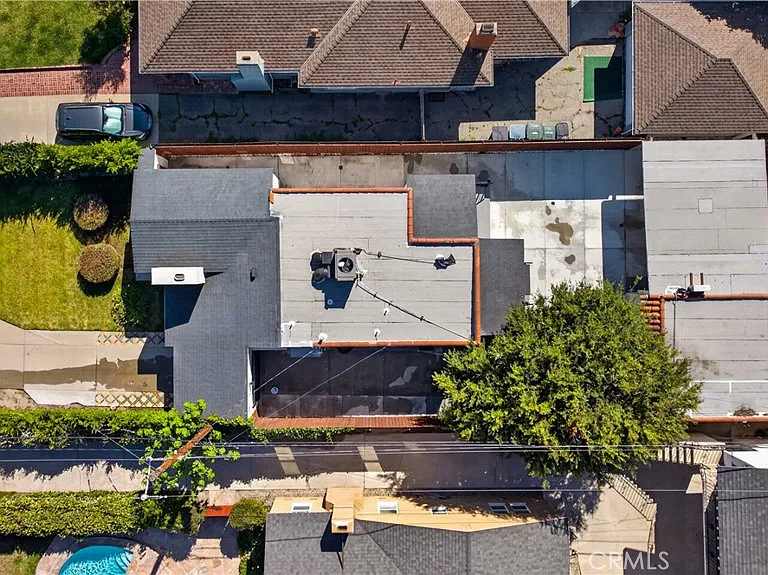 1713 W Alameda Ave — Photo 6