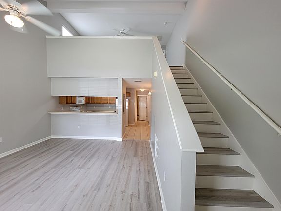 5th image of 4434 Gearhart Rd APT 3301