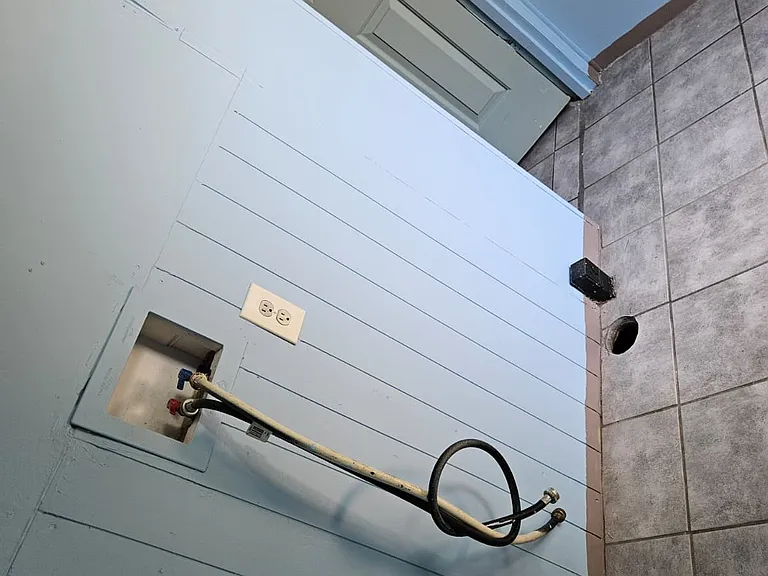 511 E Oakdale St #20 — Photo 14